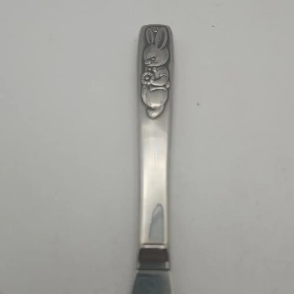 Vintage Oneida Community Peter Rabbit‎ Child Knife Flatware Stainless 6.75in